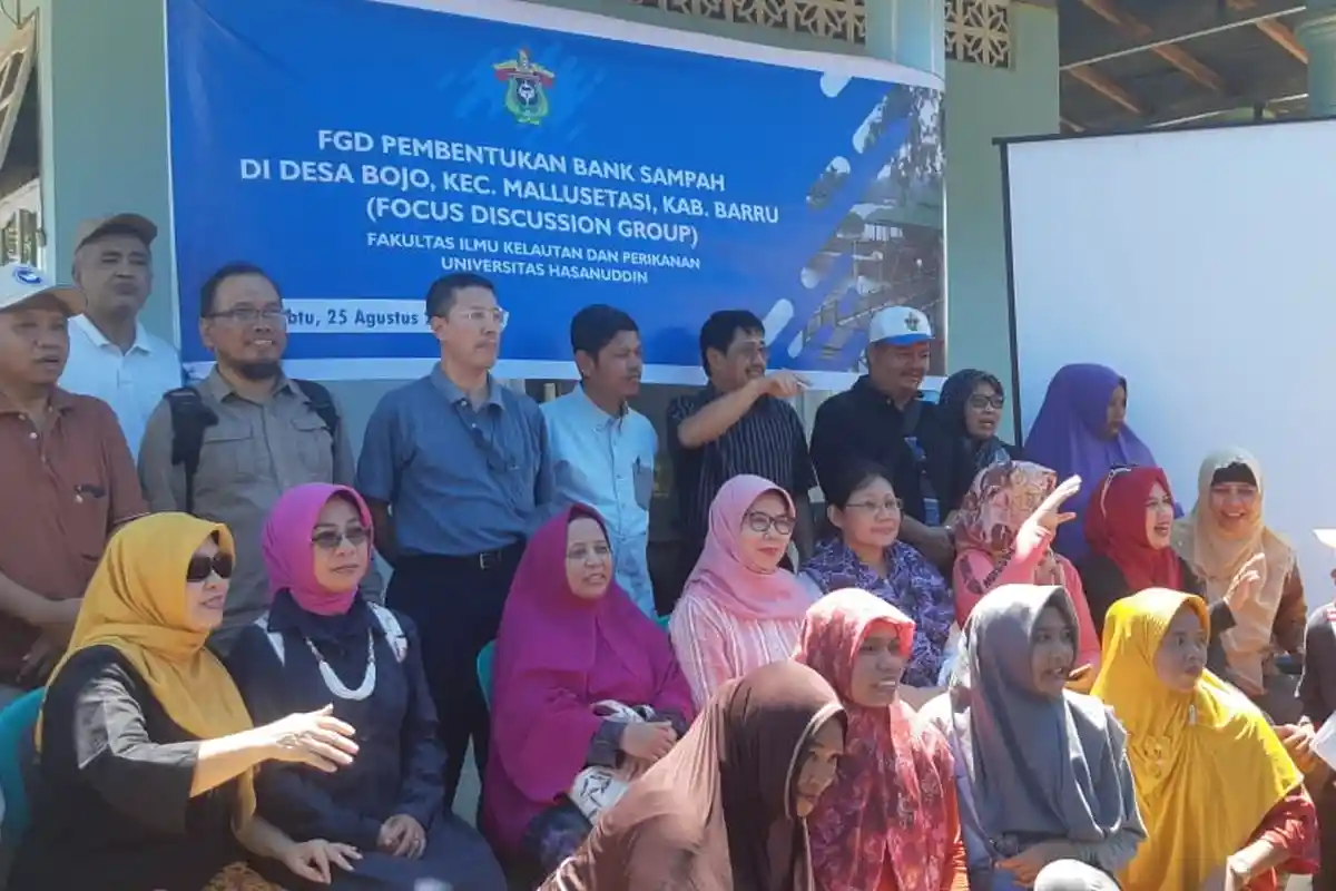 Keberadaan Bank Sampah Turunkan Tawuran Warga