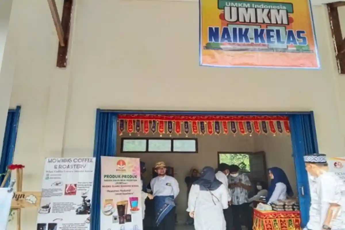 Krui Pro 2022, 25 UMKM di Pesisir Barat Lampung Gelar Bazar