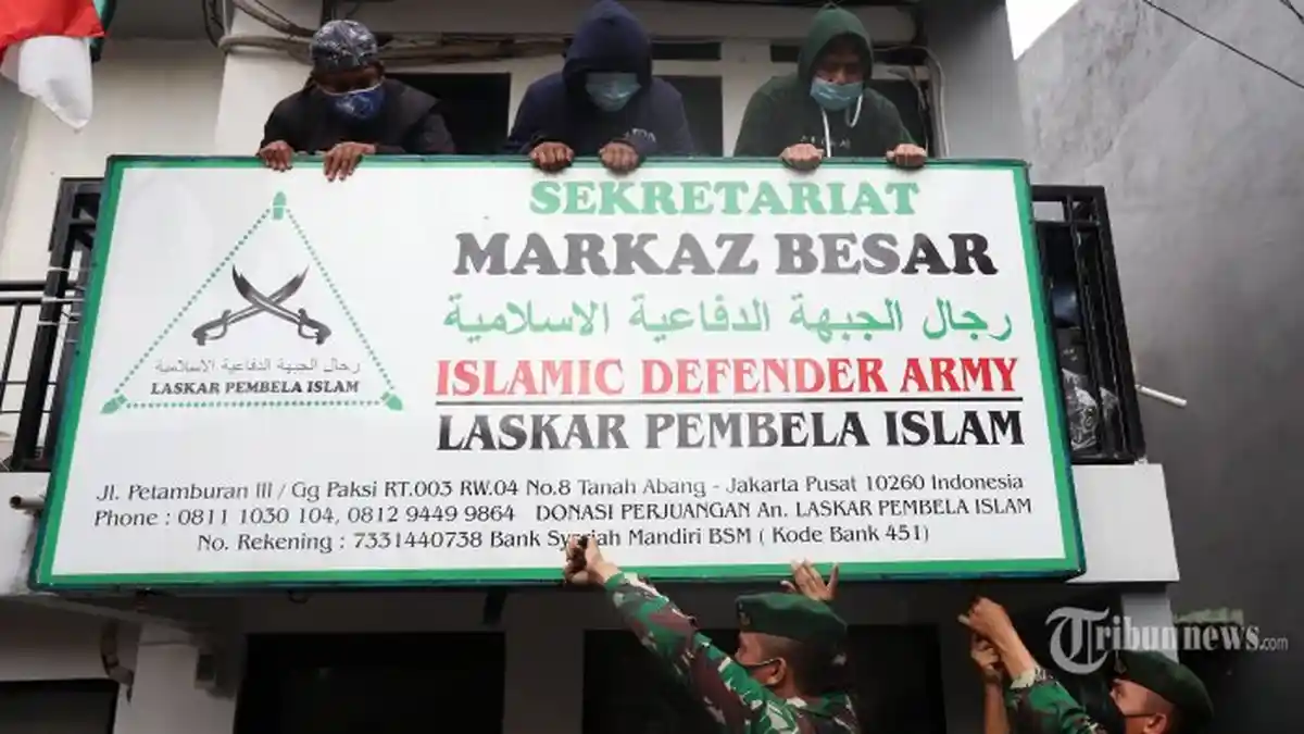FPI Dibubarkan Rekening Dibekukan, Pengacara: Jutaan Diduga Digarong, PPATK Bicara soal Terorisme