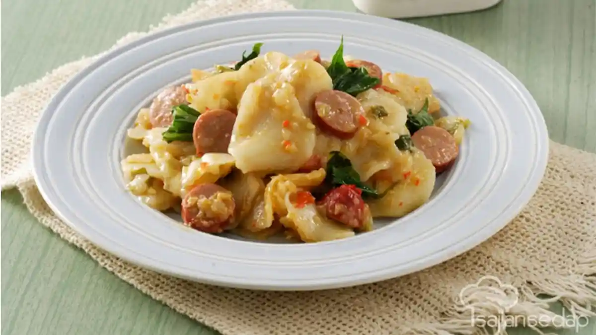 Resep Seblak Sosis - Camilan Nge-Hits ini Ternyata Bahan dan Cara Bikinnya Gampang Banget