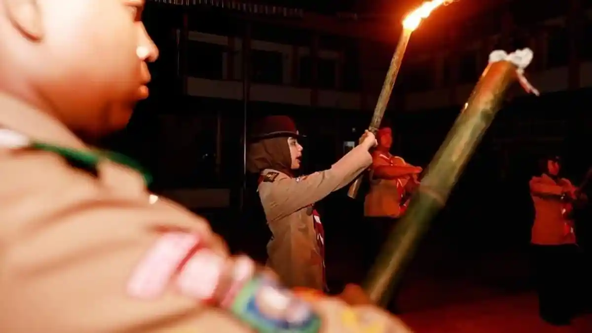 Asa Sekdako Batam Jefridin saat Upacara Ucap Ulang Janji Pramuka di SDN 11 Bengkong