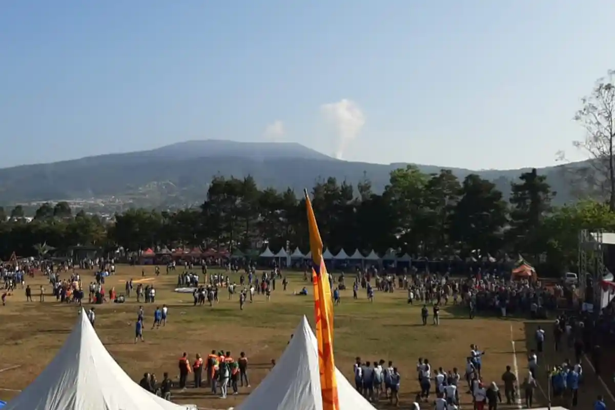 Aktivitas Vulkanik Gunung Tangkuban Parahu Masih Tinggi, Terus Terjadi Erupsi dan Gempa Tremor