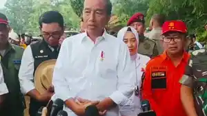 Presiden-Jokowi-tengah-berada-di-Cianjur-Jawa-Barat-untuk-memastikan-pasokan.jpg