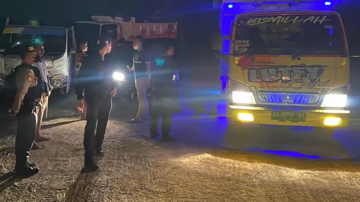 Tambang Ilegal di Benjeng Digrebek Satreskrim Polres Gresik, Empat Orang Diamankan, Siapa Saja?