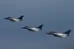Melihat Demo Terbang Pesawat Dassault Rafale