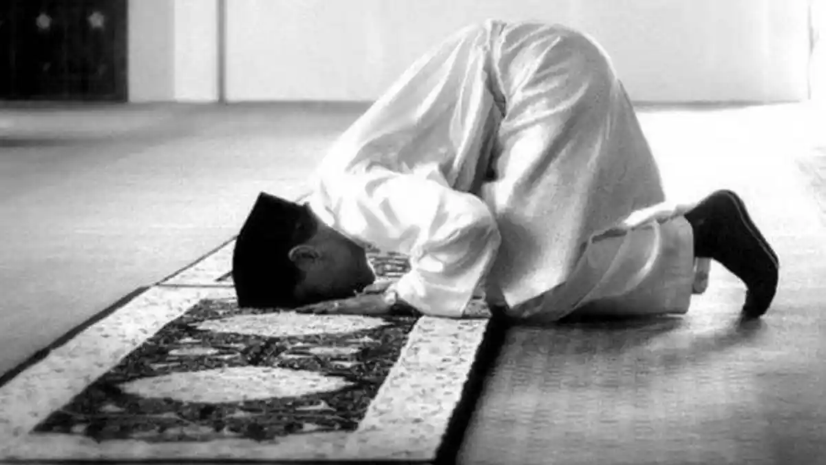 Tata Cara Shalat Idul Adha di Rumah: Bacaan Niat hingga Contoh Khutbah