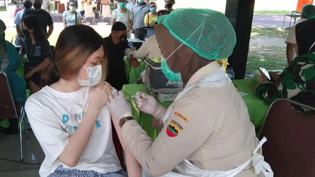 Vaksinasi Covid-19 untuk Umum Dibuka Mulai Juli 2021, Link untuk Mendaftar Https://vaksin.loket.com