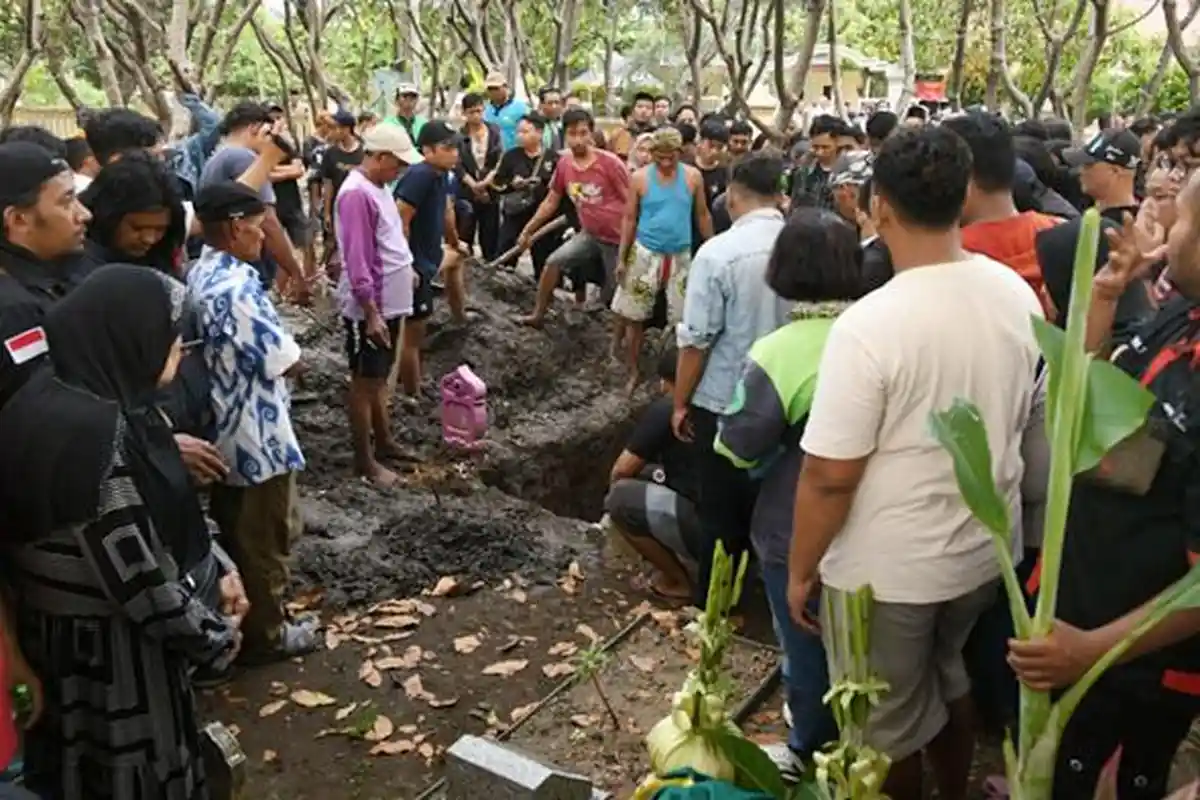 Sosok Sevi, Driver Ojol Perempuan Asal Sidoarjo yang Meninggal Tragis di Gresik