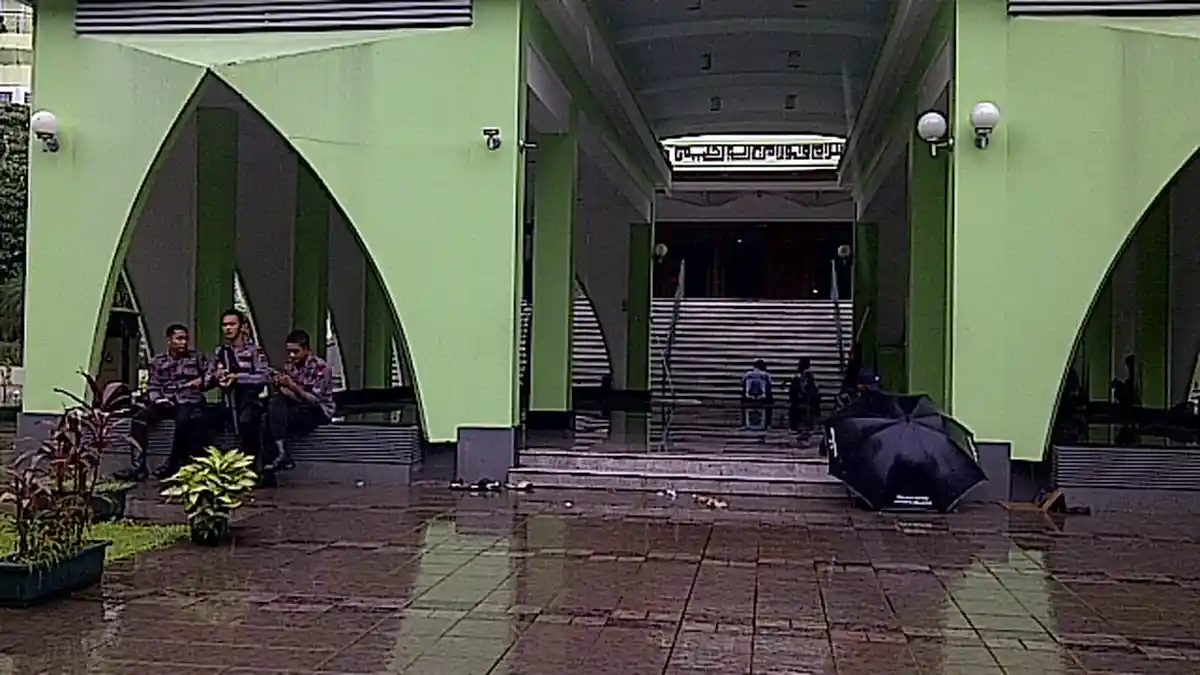 Massa Aksi 212 Tidak Jadi Salat Duha di Masjid DPR