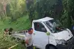 Mobil-Daihatsu-Grand-Max-Pick-Up-yang-kecelakaan-di-jurang-Desa-Tanggari-Minut-Sulawesi-Utara0.jpg