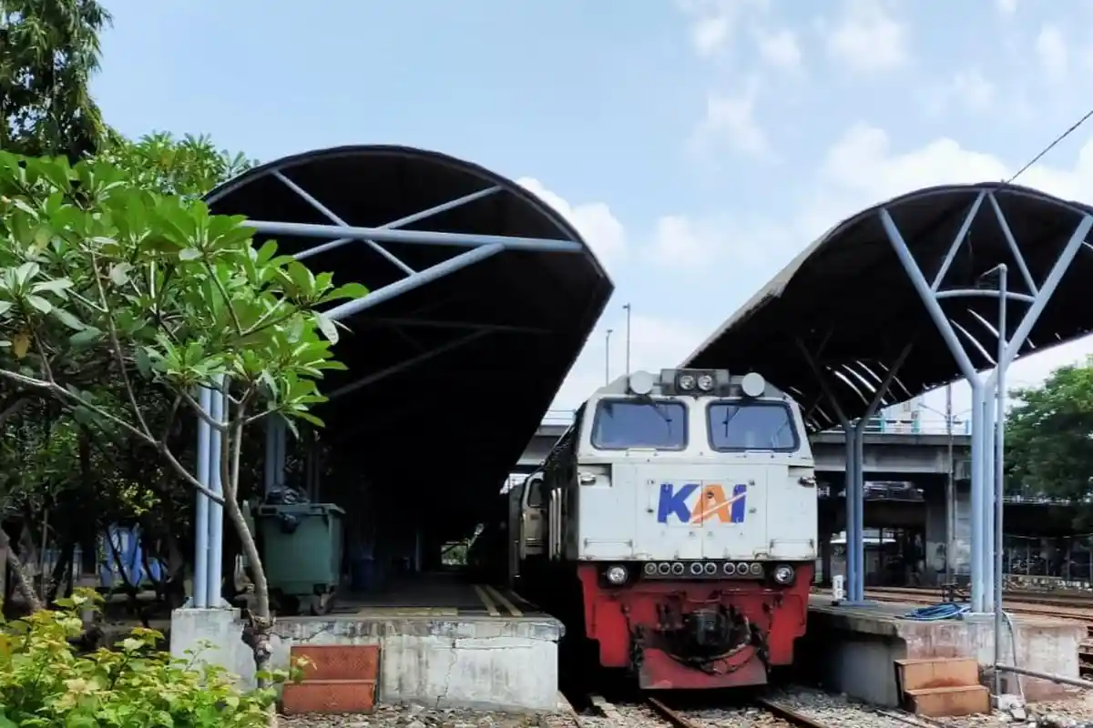 Kondisi Terkini Lintasan Rel Tanggulangin Sudah Normal, Sudah Bisa Dilintasi Kereta Api Lokal