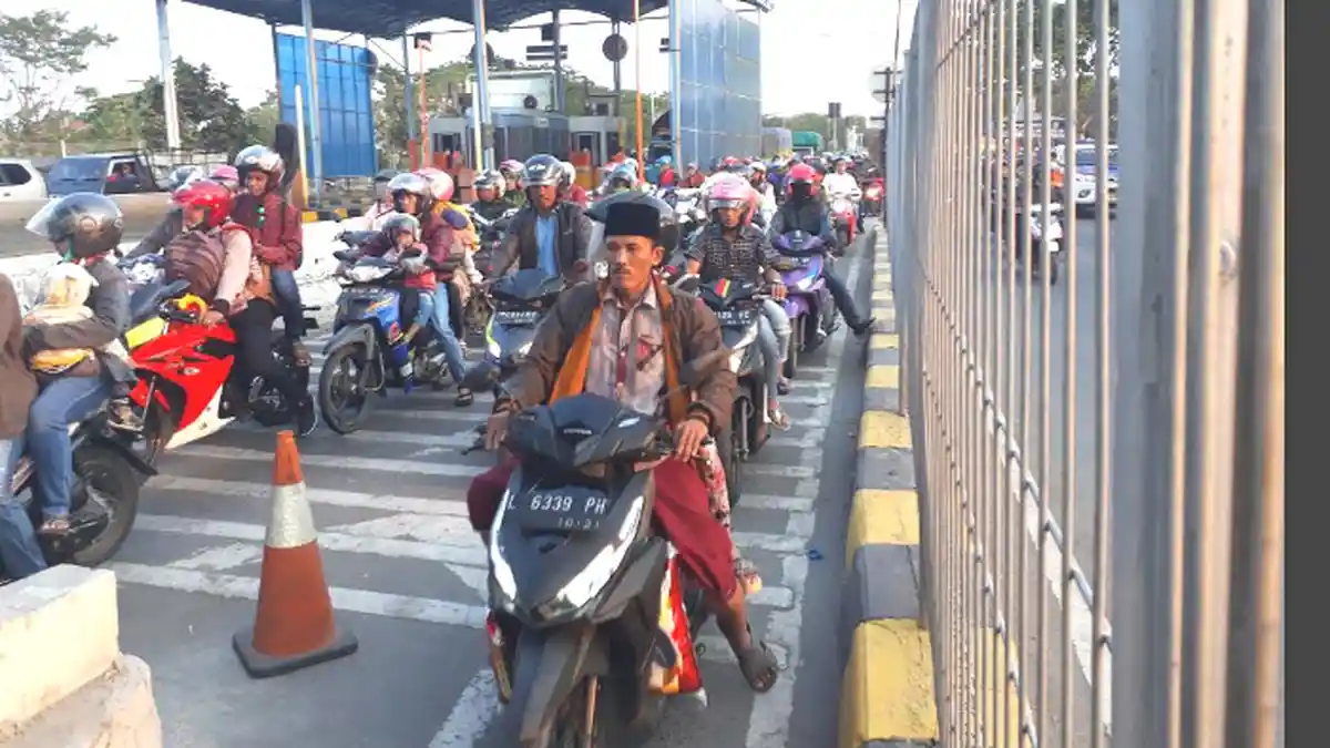 Tradisi Toron, Warga Madura Ramai - ramai Pulang Kampung, Mereka Disayangkan karena  . . .