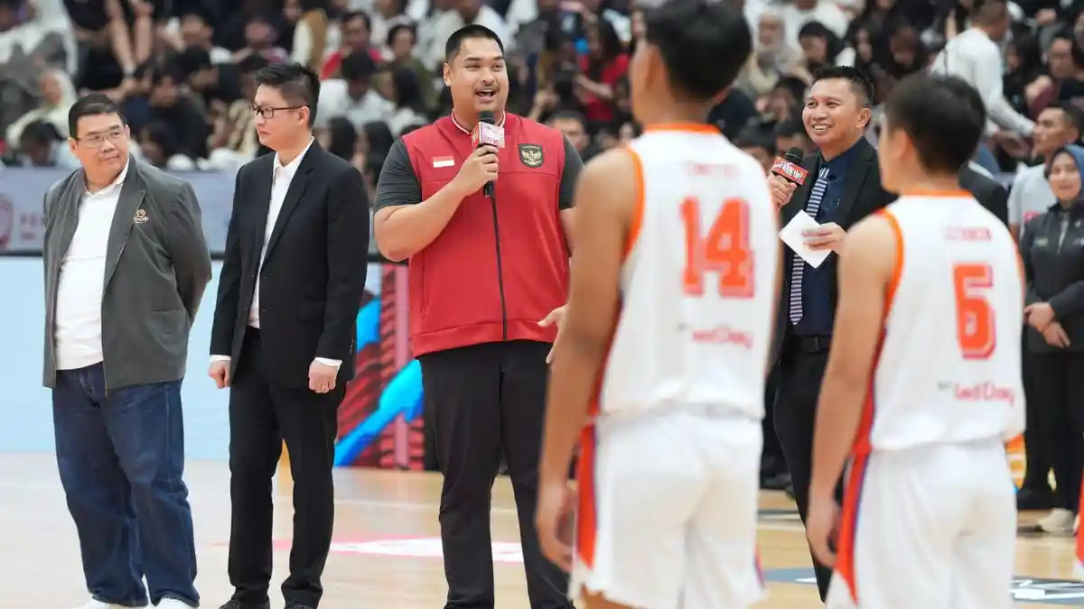 Hadiri Final DBL Jakarta, Menpora Takjub pada Antusiasme Penonton