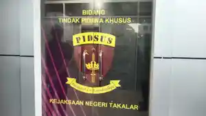 KASUS-KORUPSI-Papan-nama-kantor-Bidang-Tindak-Pidana-Khusus.jpg