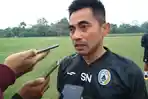 pelatih-pss-sleman-seto-nurdiantoro-saat-menjawab-pertanyaan-awak-media.jpg