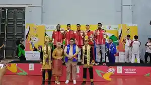 Aceh-double-emas-takraw.jpg