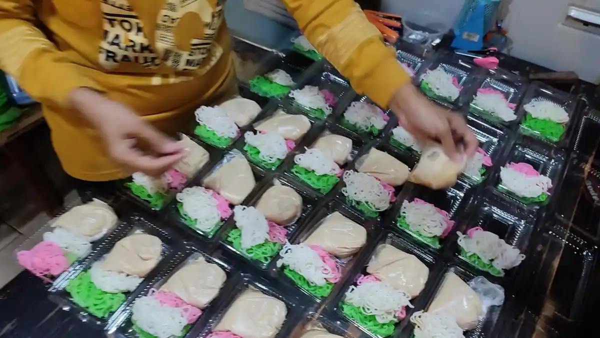 Patola, Kudapan Warna-warni Khas Banyuwangi yang Ada saat Ramadan