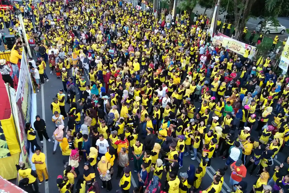 Dapat Mobil di Jalan Sehat Golkar, Warga Sudiang Syukuran