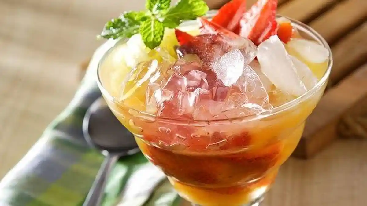 Butuh yang Segar Saat Berbuka Puasa? Ini Resep Aneka Es Buah yang Bisa Dicoba