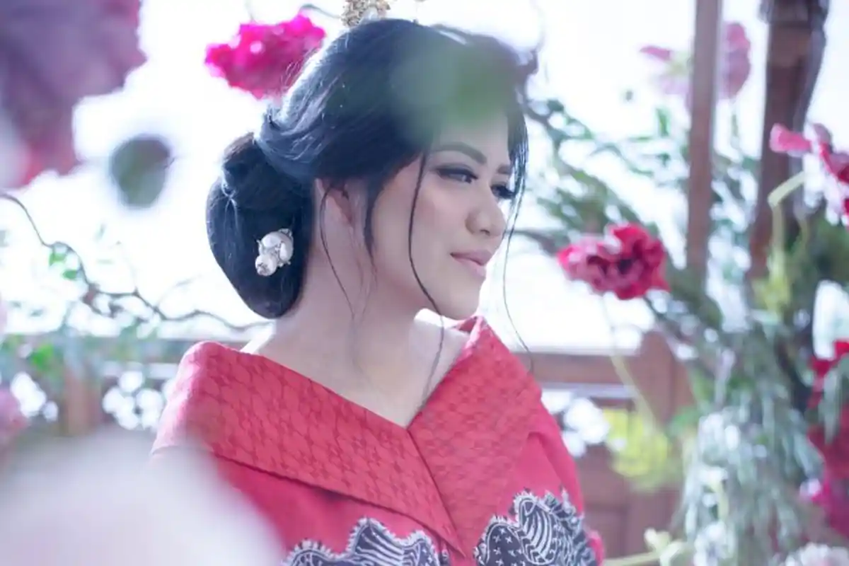 Kahiyang Ayu Berharap Anaknya Tak Jadi Tukang Nyinyir 'Kalau Ada yang Nyinyirin Kamu, Senyumin Aja'