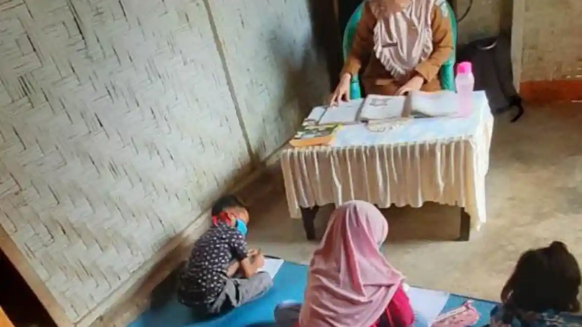 CATAT, Cara Mencairkan BLT Guru Honorer di BNI, BRI, Mandiri, dan BTN, Ikuti Langkah-langkah Ini