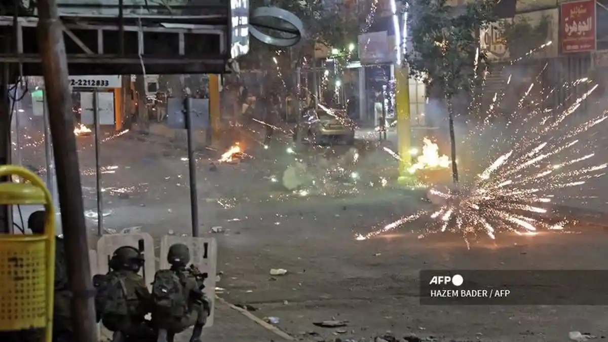 Israel-Palestina Memanas saat Idul Fitri, Bentrok hingga Pengeboman, Komandan Hamas Tewas