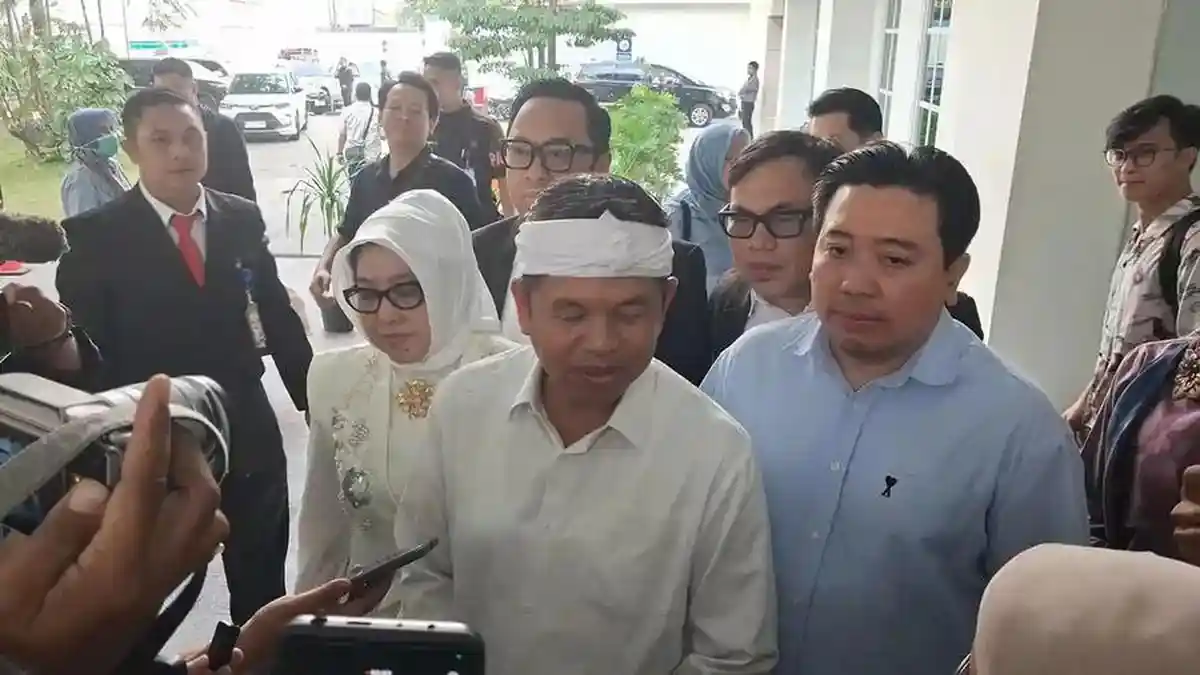 Dedi Mulyadi Masih Tahan Keputusan Uang Sayembara Rp250 Juta Seusai Taufik Hidayat Ditangkap - Tribunlampung.co.id