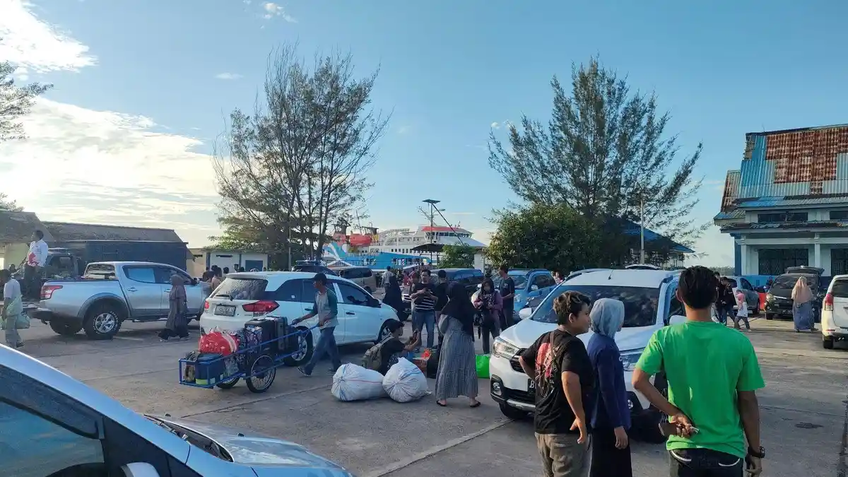 JADWAL dan Harga Tiket KMP Bahtera Nusantara 01 Tujuan Natuna hingga 18 Juni 2023