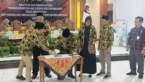 Suasana-KPU-Blora-saat-rekapitulasi-perolehan-suara-tingkat-kabupaten.jpg