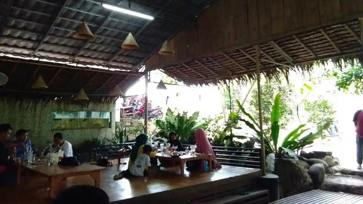 Ini 5 Rekomendasi Tempat Makan Saung di Ciseeng Bogor, Wajib Kamu Coba