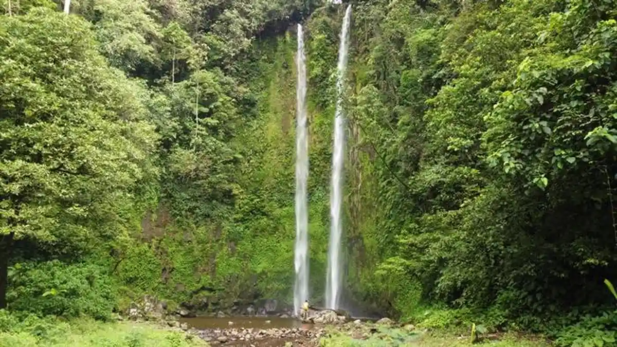 Keindahan Air Terjun Cughup Embun Pagaralam Menjadi Lokasi Foto Wisatawan