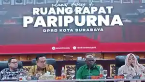 Dugaan-Penyebab-Ratusan-Siswa-Surabaya-Keracunan-MBG-Tempat-Olah-Daging-Kotor-Dapur-Penuh-Lalat.jpg