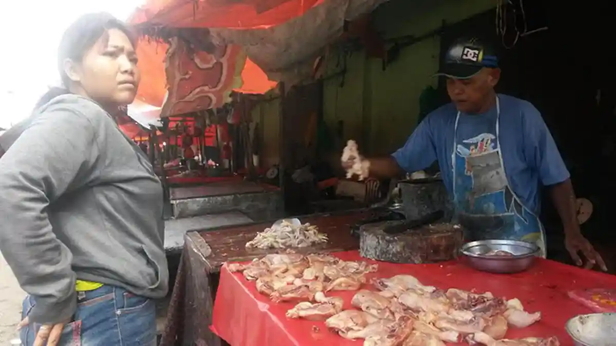 Sebulan Sebelum Ramadan Harga Ayam di Pangkalpinang Berangsur Naik