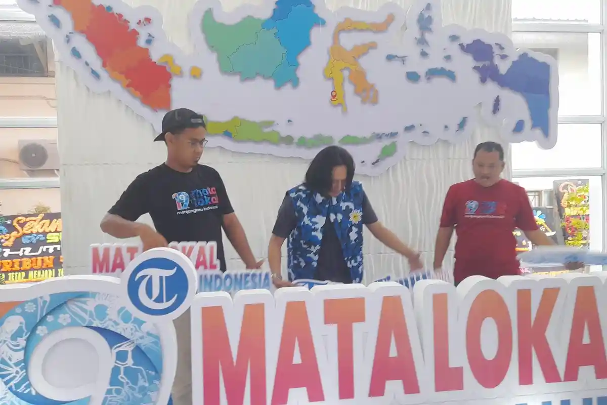 Ikatan Istri Partai Golkar Makassar Doakan Tribun Timur Makin Sukses dalam Berkarya