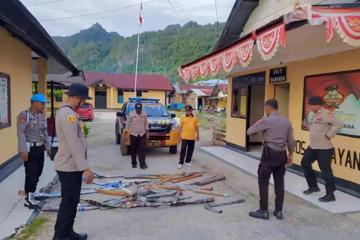 Resahkan Warga, Polsek Kaimana Razia dan Sita 60 Meriam Spirtus 