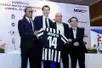Edgar Davids Mantan Pemain Juventus Kunjungi Indonesia