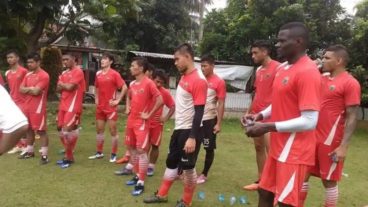 Vava Mario Yagalo dan Amarzukih Cedera Sebelum Persija Hadapi Semen Padang