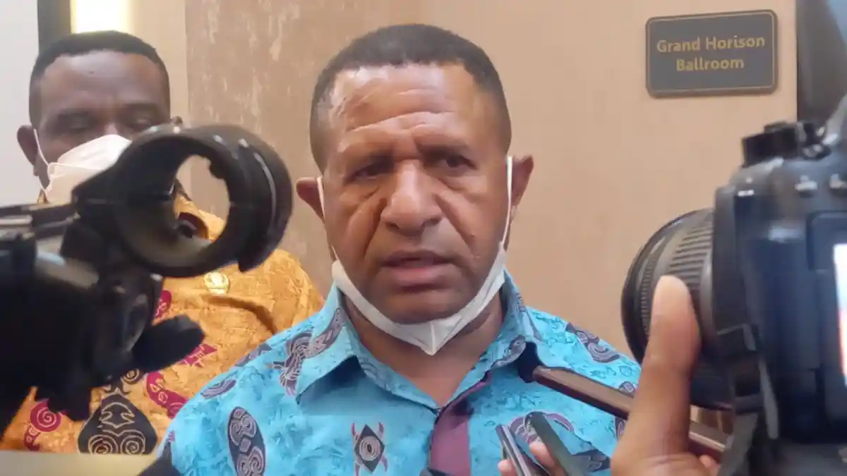 Bupati Pegubin Papua Minta Polisi Tangkap Pelaku Pembakaran Sekolah 