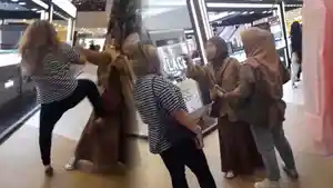 Baku-hantam-ibu-ibu-di-Citimall-Gorontalo.jpg