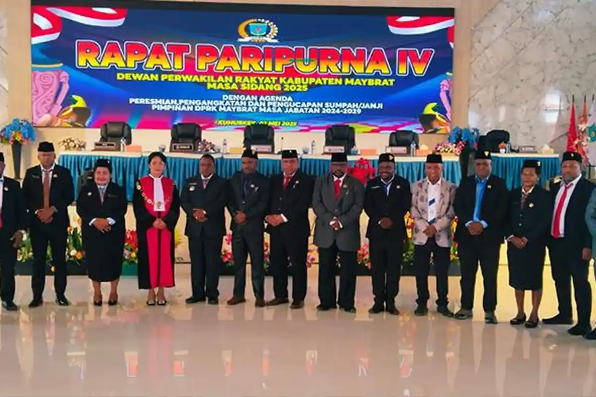 Silas Frasawi Resmi Pimpin DPRK Maybrat, Ini Tekad Wakil Rakyat di Era Baru