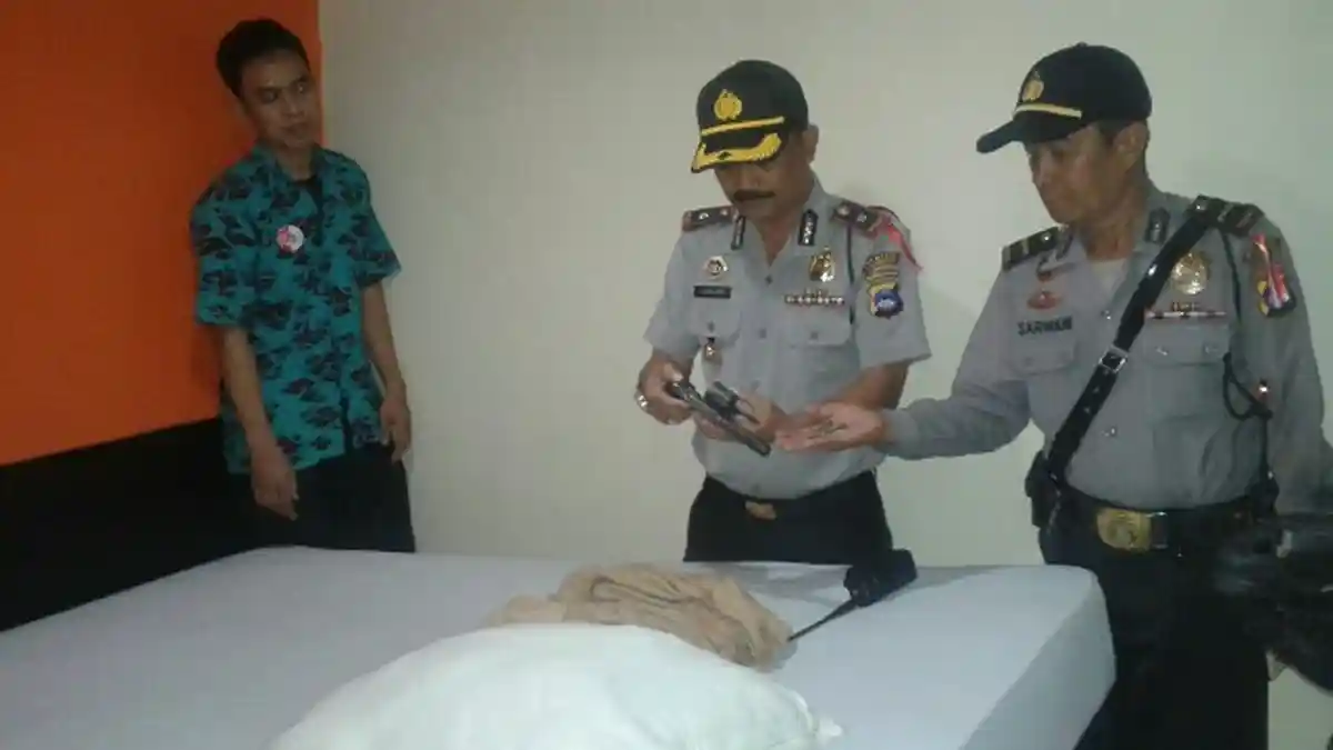 Penginap Kamar Hotel Mira Diperiksa, Semua Bukan Polisi