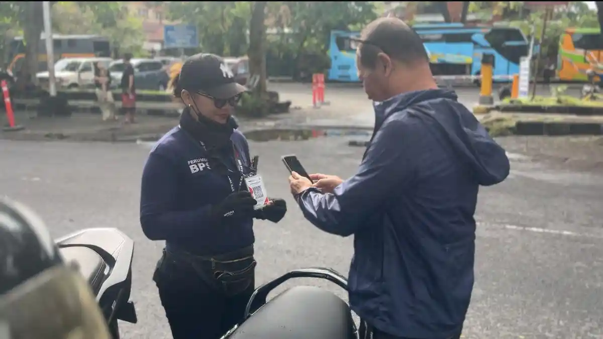 Bayar Pakai Cashless Langsung dengan QRIS, Perumda BPS Denpasar Terapkan SipParQi