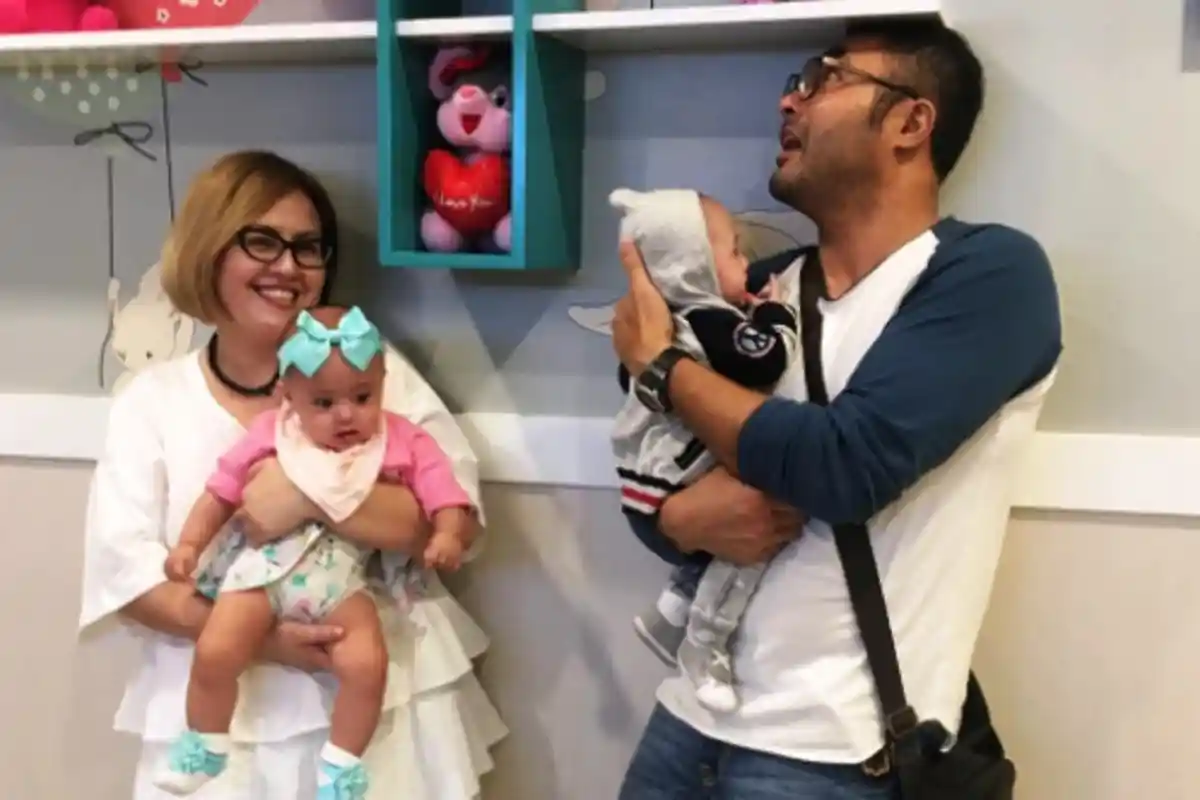 Menikah dengan Duda Keren, Begini Perjuangan Penyanyi Cantik Selama 8 Tahun untuk Jadi Ibu