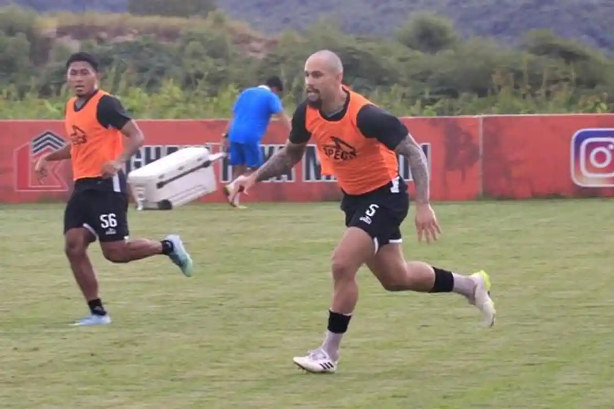 Lawan Persib Besok Malam, Pemain Borneo FC Gabriel Furtado Siap Hadapi David da Silva dan Ciro