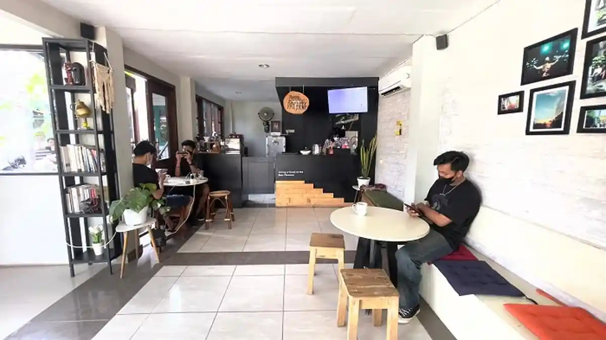 Curhatan Pengusaha Kafe di Bulungan di Masa PPKM, Kafe Sepi Pendapatan Turun hingga 40 Persen