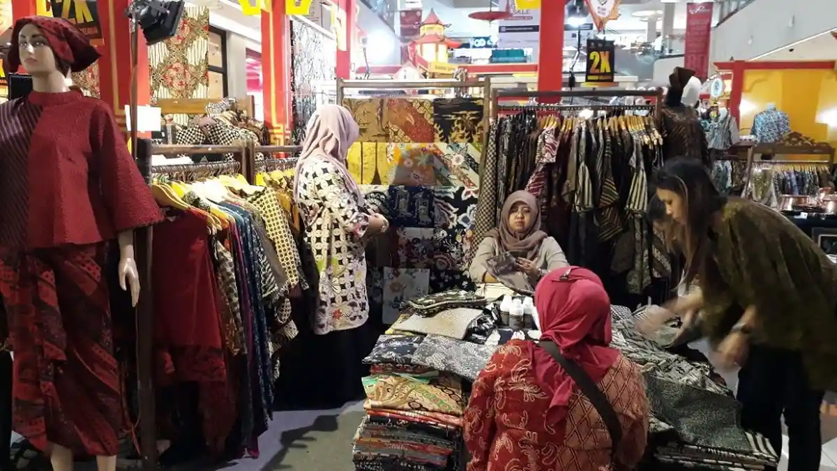 Hari Batik dapat Dimanfaatkan untuk Terus Jaga Eksistensi Kota Solo sebagai Kota Batik