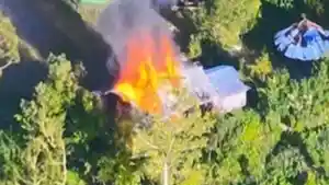 Teror-KKB-Papua-di-Puncak-Anak-Buah-Lekagak-Talenggen-Bakar-Rumah-Warga-Penduduk-Ketakutan.jpg