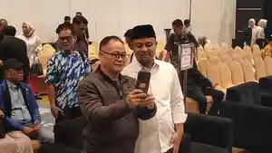 makassar/Calon-Gubernur-Sulsel-Andi-Sudirman-Sulaiman-baju-putih.jpg