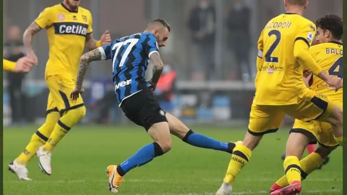 Hasil Liga Italia - Gol Ivan Perisic Selamatkan Inter Milan dari Teror Gervinho Saat Hadapi Parma