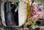 Sebuah-truk-muatan-makanan-ringan-terguling-di-Jalan-Raya-Ponorogo-Solo.jpg